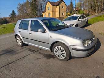 VW Golf 4 r.v.2004 1.6, 77 kW benzín - 6