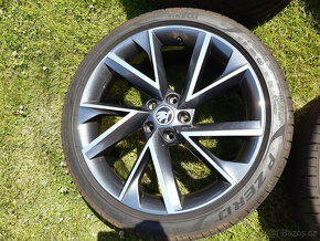 5x112r19 Original Alu disky Škoda Superb 3 - 6