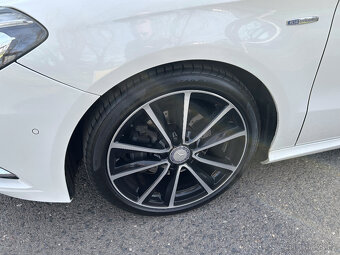 Mercedes - Benz B 180, 90 kW, M2012 - 6