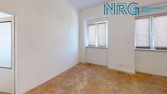 Činžovní dům o 11 bytech a jedné nebytové jednotky - 6
