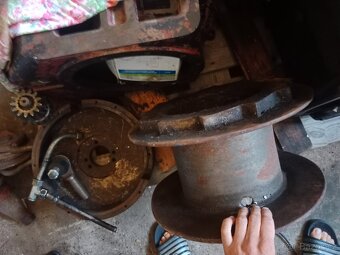 Prodám díly Zetor - 6