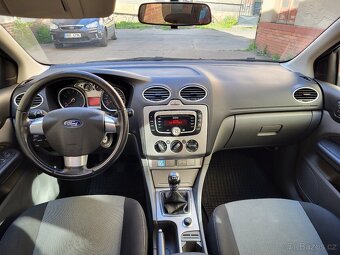 Ford Focus combi 2.0i - 6