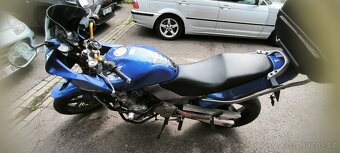 Honda Hornet 600 - 6