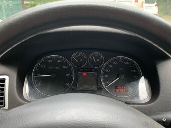 Peugeot 307 kombi 1,6i 16v /2006 - 6