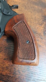 Flobert revolver KORA Brno 4" - cal. 6mm - 6