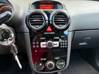 Opel Corsa, 2010, 1,2i 63kW, jen 75tkm najeto, AUTOMAT, AC - 6