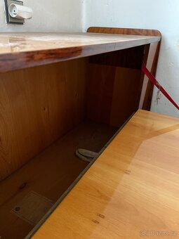 Starožitný nábytek - 6