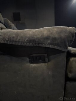 Křesla z Gold Class CineStar Anděl - 6