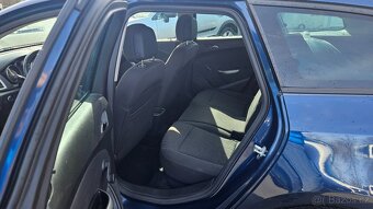 Opel Astra 1,4i Turbo - 6