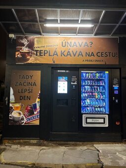 Prodejní stánek na metru Háje - 6