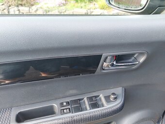 Suzuki Swift 4x4 - 6