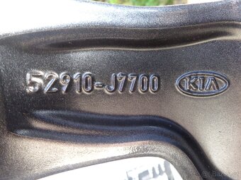 Kia X Ceed original zimna sada kol - 6