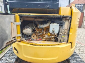 Minibagr pásový CAT 303,5 E - 6