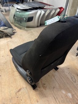 Ford Mondeo Mk4 2007-10, řidičova sedačka, sedadlo - 6