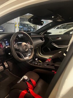 Mercedes A45 AMG 520hp - 6