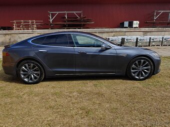 Tesla Model S 85d free charging - 6