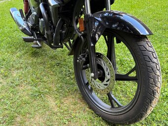 Honda 125 CBF - 6