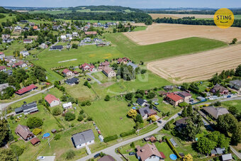 Prodej pozemku o celkové výměře 1681 m2, Janovice u , 133002 - 6