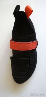 Nové dámské lezečky Black Diamond Momentum vel.41,5 - 6