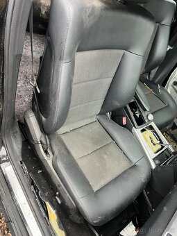 Mercedes-Benz w212 e220cdi na náhradní díly - 6