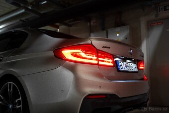 BMW M550i V8 - 6
