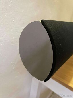 Bang & Olufsen BeoLab 3500 (Šedý) + Stojan na stůl - 6