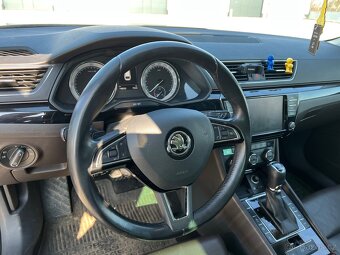 Škoda Superb 2016 4x4 140kw Laurin&Klement - 6