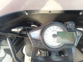 Rieju RS2 Matrix 125 - 6