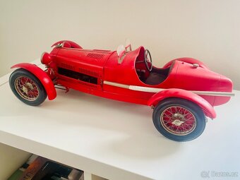 Alfa Romeo 8C 2300 Monza Pocher 1:8 - 6