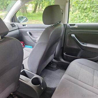 Volkswagen GOLF 5 - 6