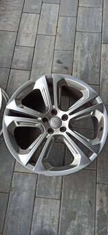 Originál hliníková kola Audi R20,5x112 - 6