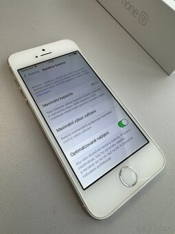 iPhone SE (1. generace) 32GB, stříbrný, hezký stav - 6