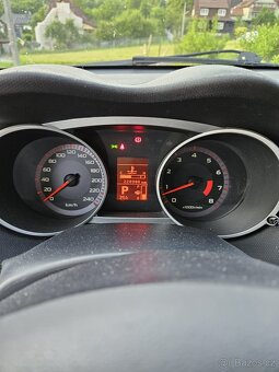Citroen C-Crosser 2.4 benzín 4x4 - 6