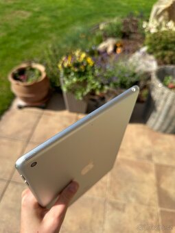 Ipad 6th Generation - 6