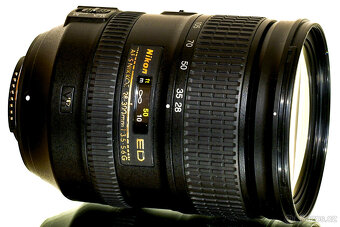 Nikon AF-S 28-300mm f/3,5-5,6 G ED VR + UV + ND Vario - 6