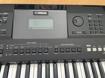 Klávesy Yamaha PSR-E453 + stojan - 6