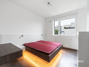 Pronájem bytu 3+kk, Fikerova, Modřany, 33900 Kč/měs, 87 m2 - 6