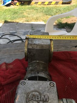 Elektromotor s úhlovou převodovkou 35ot/min - 6