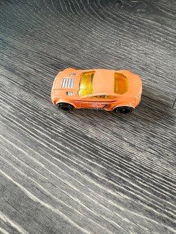 Hot Wheels City automyčka s aligátorem - 6