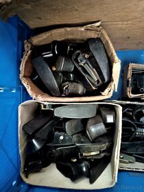 Trabant 601, díly interiéru, kličky, poutka, spínače - 6