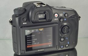 Sony SLT- A68 DSLR24,1MPix APS-C   12500 Exp. - 6