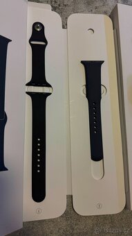 Apple Watch Series 8 45mm GPS BLACK, komplet balení - 6