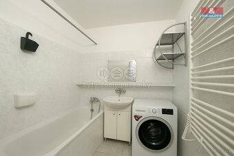 Prodej bytu 4+1, 88 m² s garáží, Semice u Písku - 6