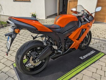 Kawasaki ZX-6R - 6