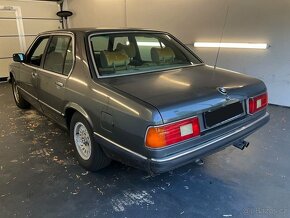BMW 732i E23 - 6
