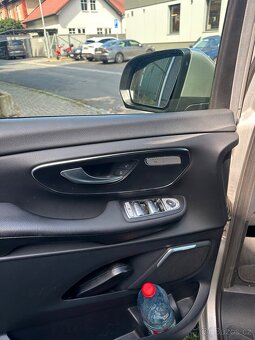 Mercedes-Benz V300D 7/2023 - 6