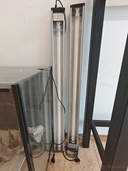 Akvárium 2x 220 litrů včetně svařovaného stojanu - 6