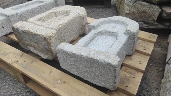 Kamenná kaplička, žulová kaplička, 2 ks - 6