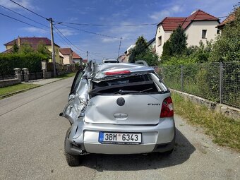 Volkswagen Polo Fun 1.4 na díly - 6