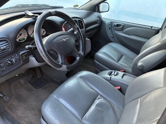 Chrysler Voyager, 2,8 110kW AUTOM.PŘEVOD 6-Míst, Klimatizace - 6